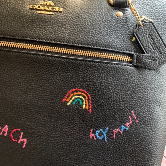 LIMITED EDITION 🔥Authentic COACH LEATHER with dairy embroidery zip top Tote - Picture 14 of 14